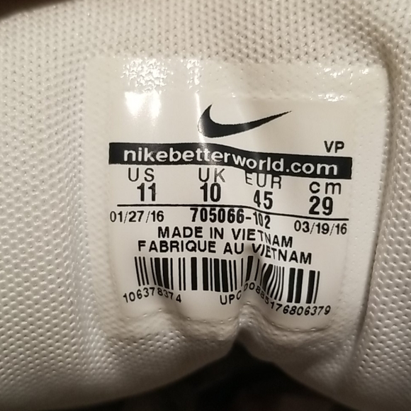 Nike Air Python. Size 11 - Picture 14 of 14